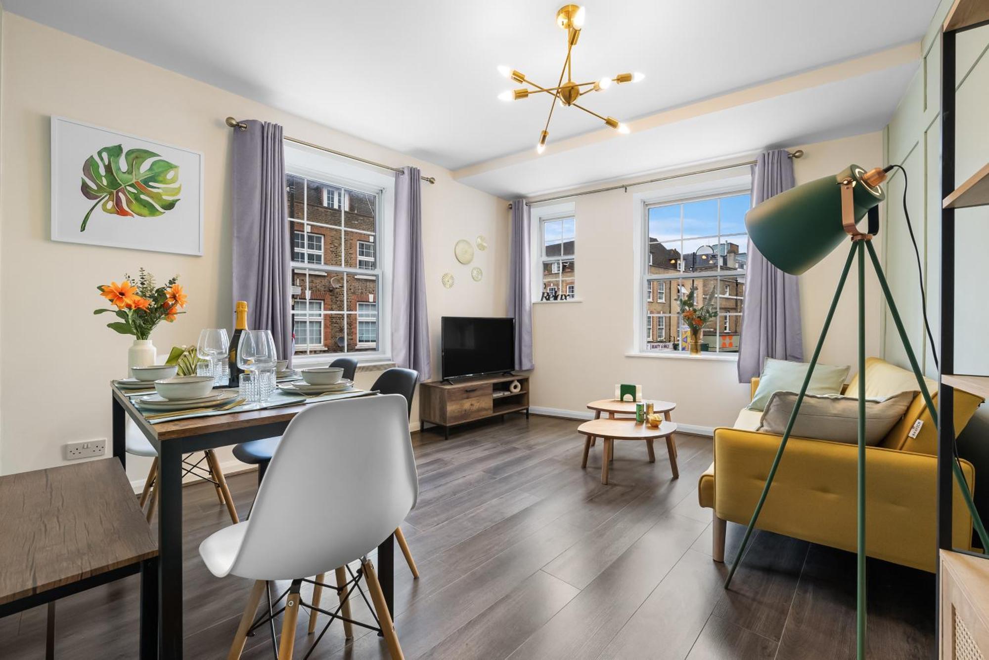 Chic 2 Bedroom Apartment Near Liverpool Street By Gold Stays Лондон Екстер'єр фото